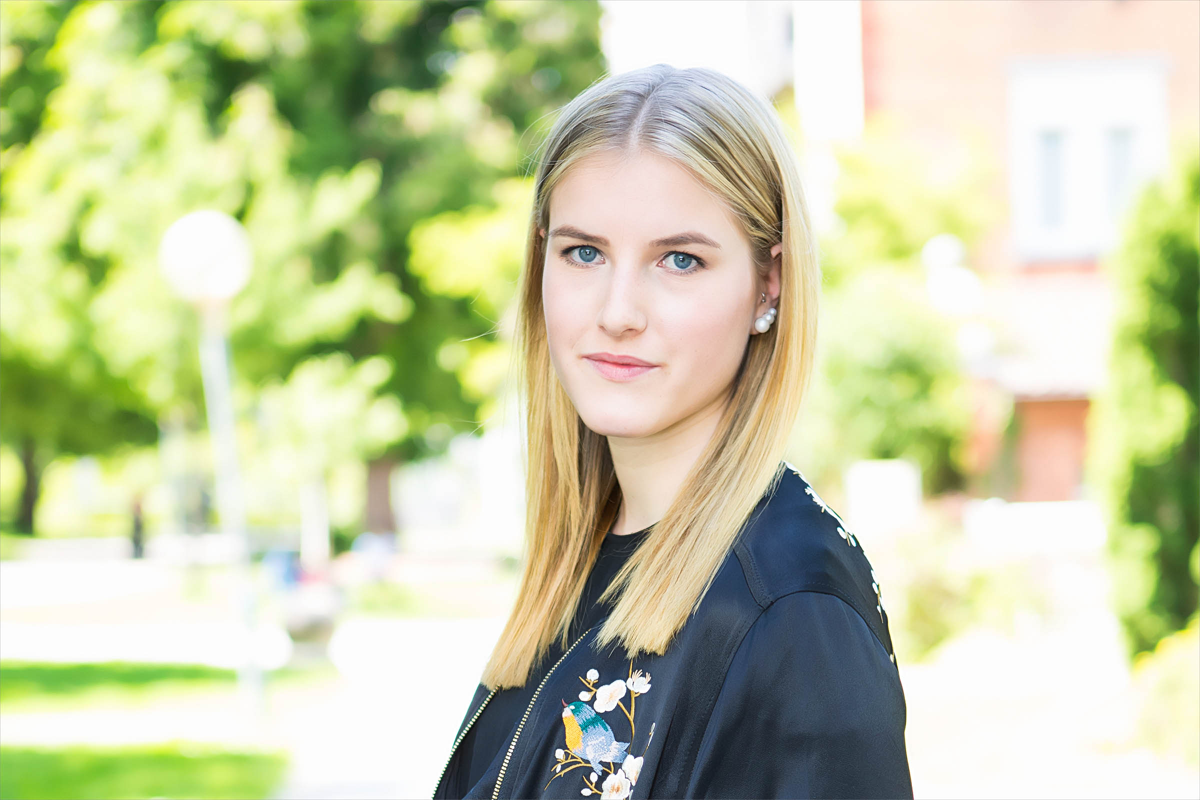 Larissa Portrait