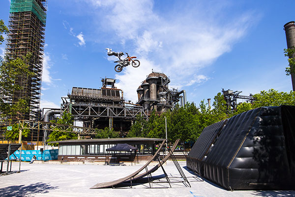 Motocross-Profi Gerhard Mayr am 19.06.2019 beim Training für die Ruhr Games 2019.