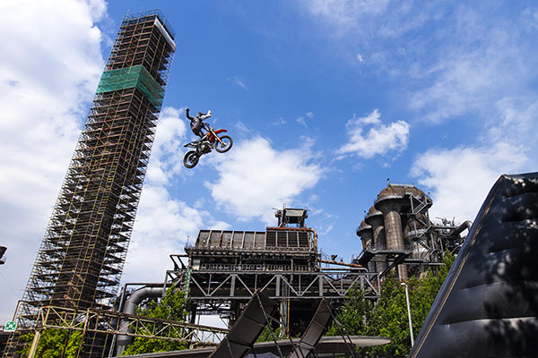 Motocross-Profi Gerhard Mayr am 19.06.2019 beim Training für die Ruhr Games 2019.